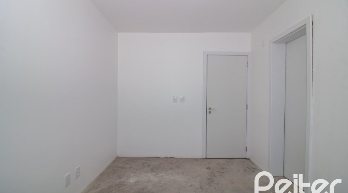 Apartamento à venda com 177m², 3 dormitórios, 3 suítes, 3 vagas, no bairro Menino Deus em Porto Alegre