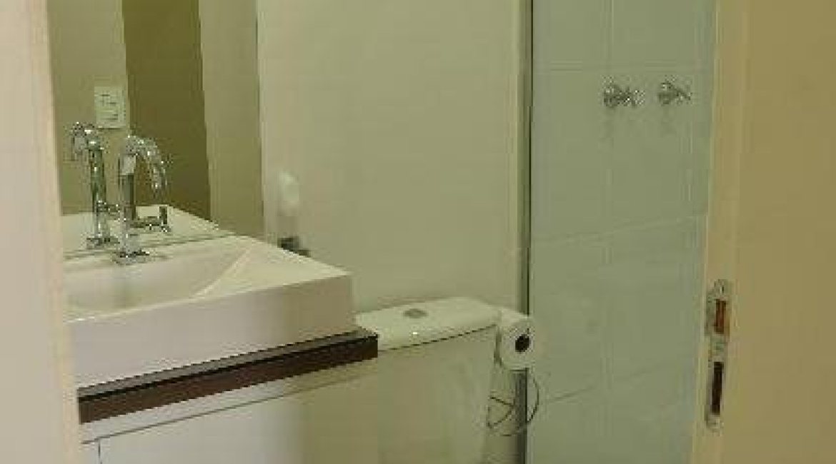 Apartamento à venda com 46m², 2 dormitórios, 1 vaga, no bairro Ipanema em PORTO ALEGRE