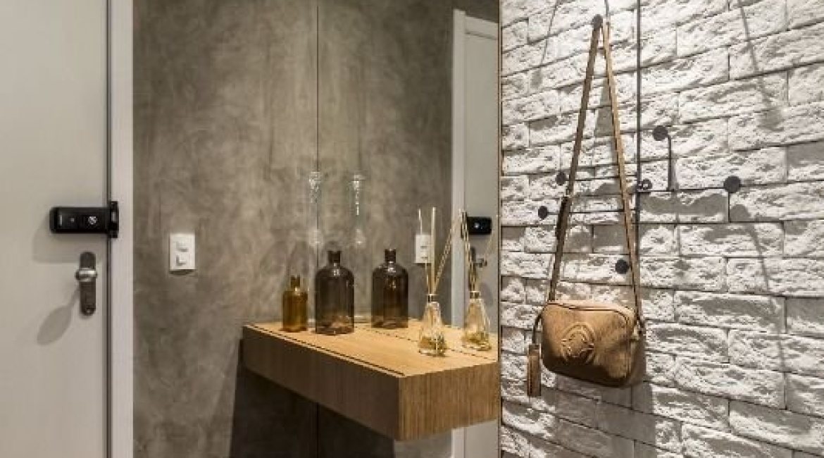 Apartamento à venda com 100m², 3 dormitórios, 1 suíte, 2 vagas, no bairro Cristal em Porto Alegre