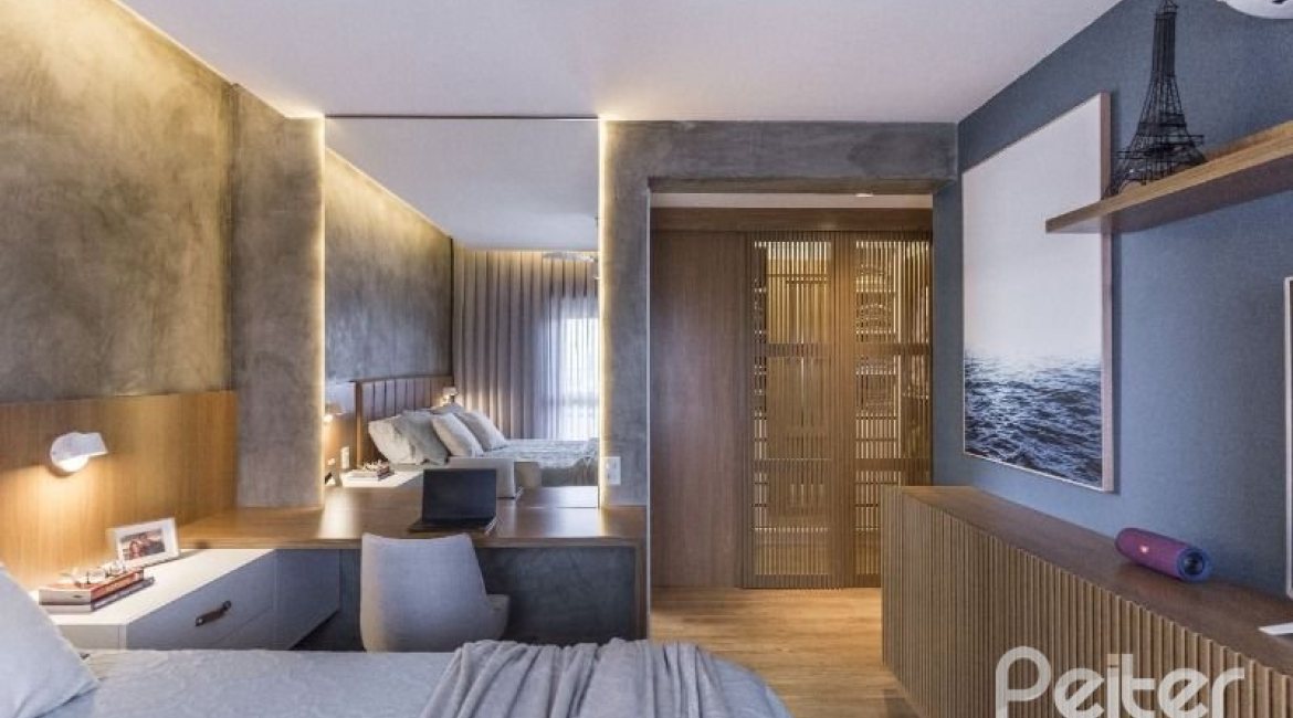 Apartamento à venda com 100m², 3 dormitórios, 1 suíte, 2 vagas, no bairro Cristal em Porto Alegre