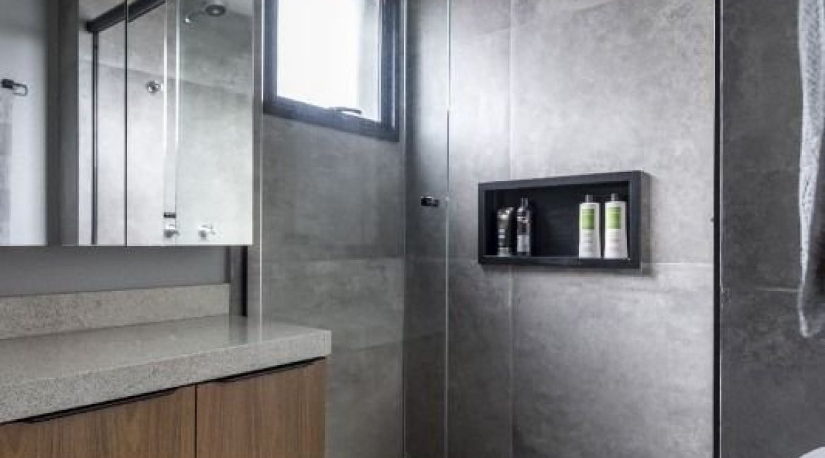 Apartamento à venda com 100m², 3 dormitórios, 1 suíte, 2 vagas, no bairro Cristal em Porto Alegre