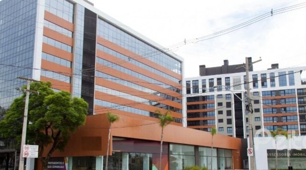 Apartamento à venda com 100m², 3 dormitórios, 1 suíte, 2 vagas, no bairro Cristal em Porto Alegre