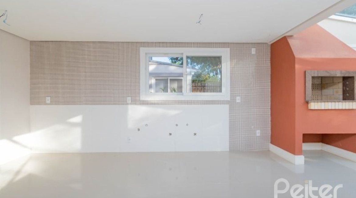 Casa em Condomínio à venda com 343m², 3 dormitórios, 3 suítes, 3 vagas, no bairro Tristeza em Porto Alegre