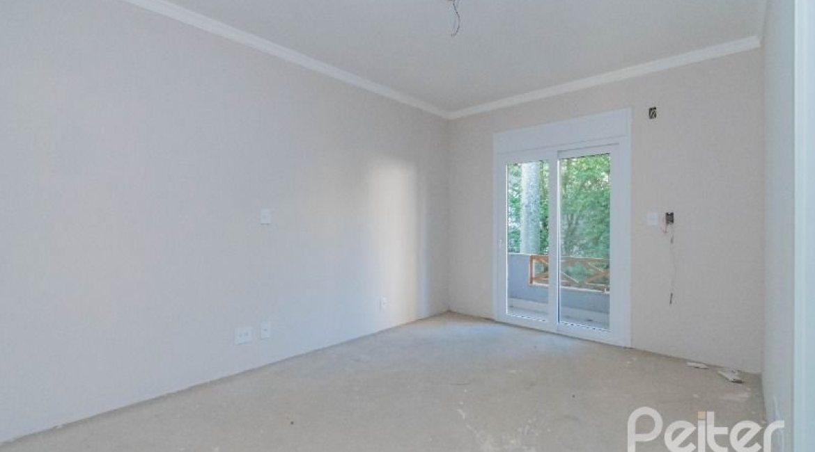 Casa em Condomínio à venda com 343m², 3 dormitórios, 3 suítes, 3 vagas, no bairro Tristeza em Porto Alegre