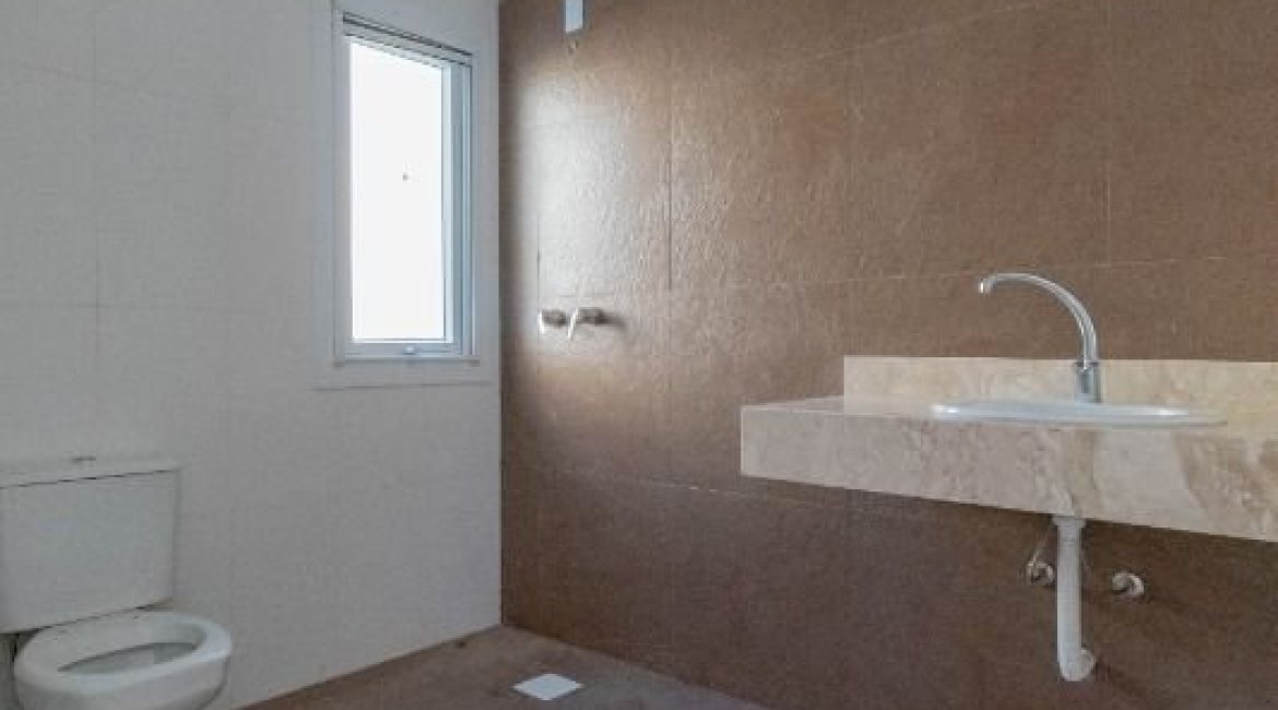 Casa em Condomínio à venda com 343m², 3 dormitórios, 3 suítes, 3 vagas, no bairro Tristeza em Porto Alegre