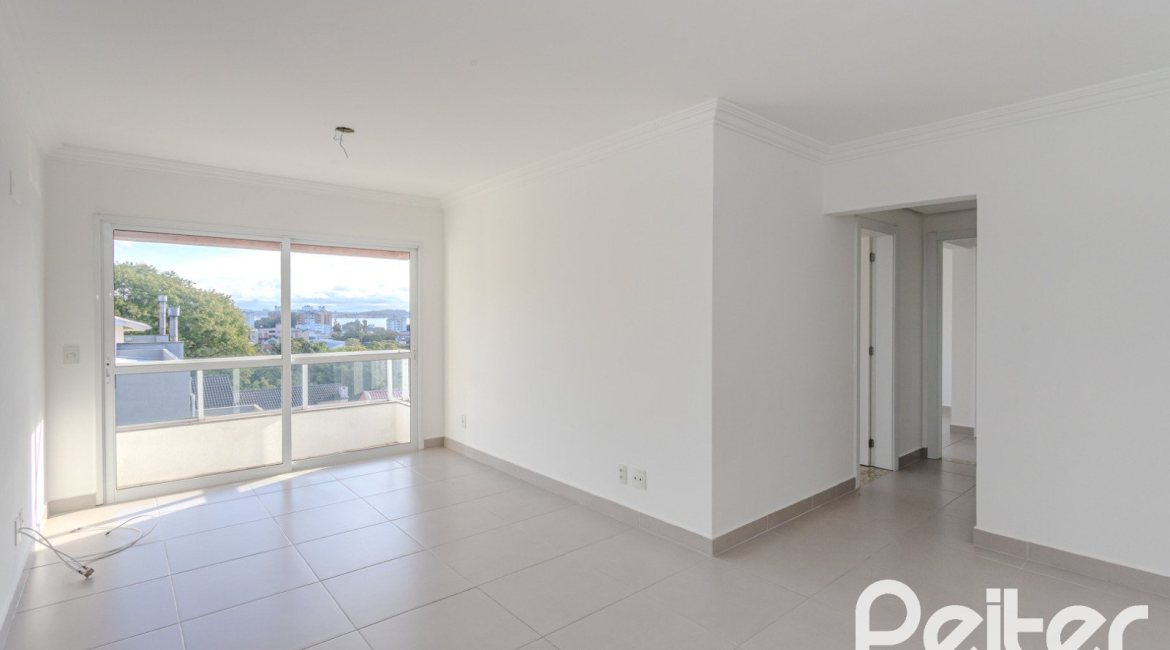 Apartamento à venda com 74m², 2 dormitórios, 1 suíte, 2 vagas, no bairro Tristeza em Porto Alegre