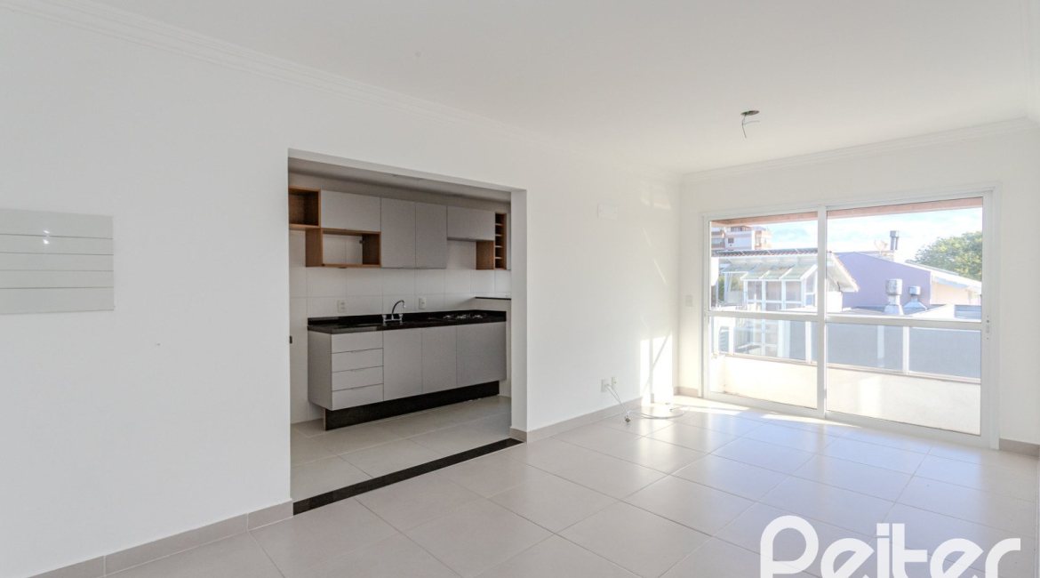 Apartamento à venda com 74m², 2 dormitórios, 1 suíte, 2 vagas, no bairro Tristeza em Porto Alegre