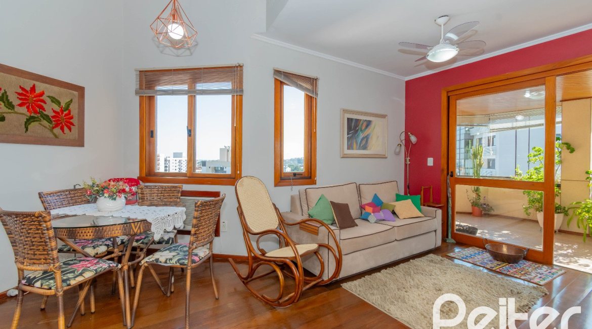 Cobertura à venda com 233m², 3 dormitórios, 1 suíte, 2 vagas, no bairro Tristeza em PORTO ALEGRE