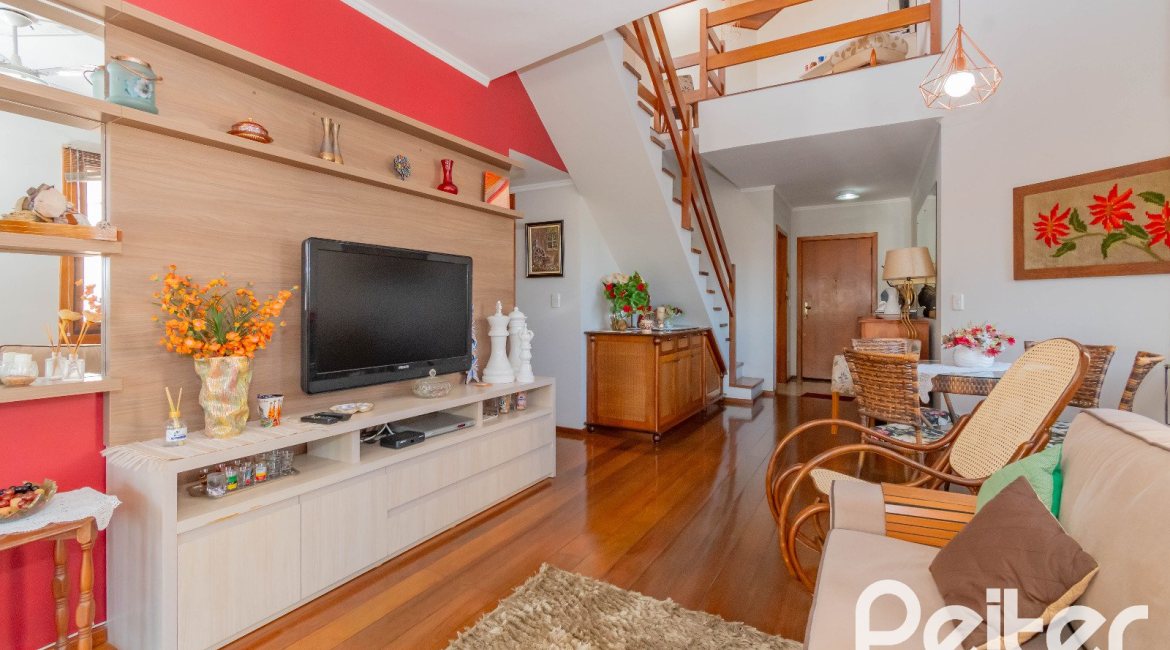 Cobertura à venda com 233m², 3 dormitórios, 1 suíte, 2 vagas, no bairro Tristeza em PORTO ALEGRE