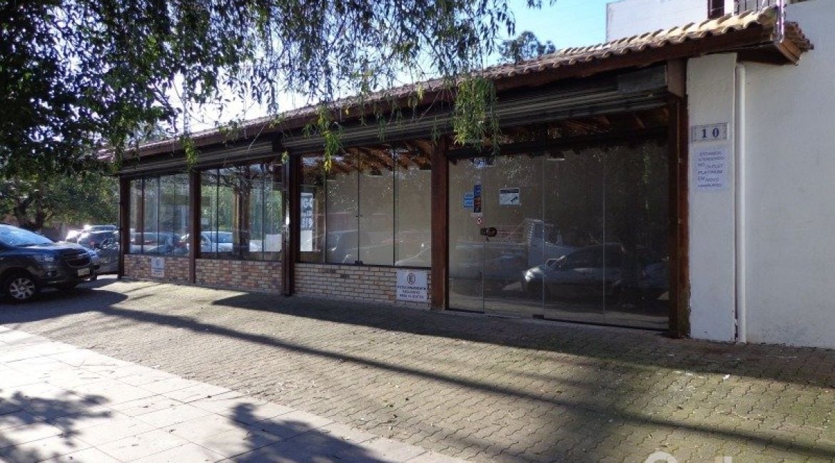 Comercial à venda com 150m², 10 vagas, no bairro Menino Deus em Porto Alegre