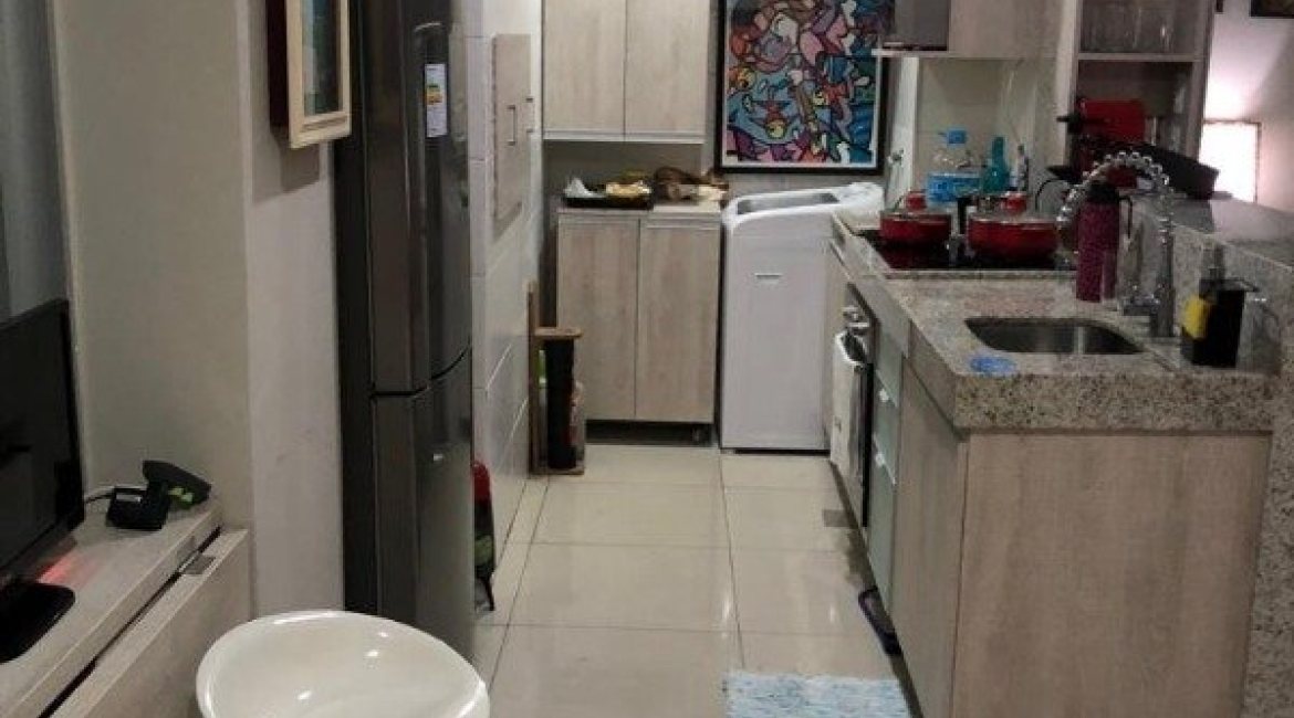 Apartamento à venda com 52m², 1 dormitório, 1 vaga, no bairro Cristal em Porto Alegre