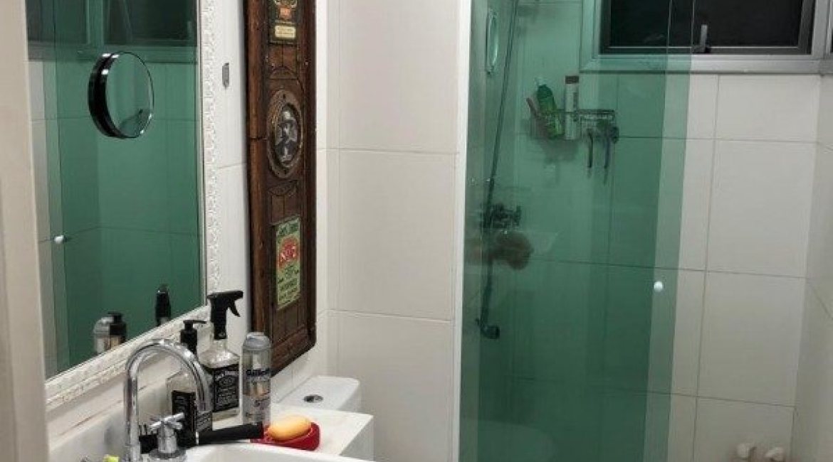 Apartamento à venda com 52m², 1 dormitório, 1 vaga, no bairro Cristal em Porto Alegre