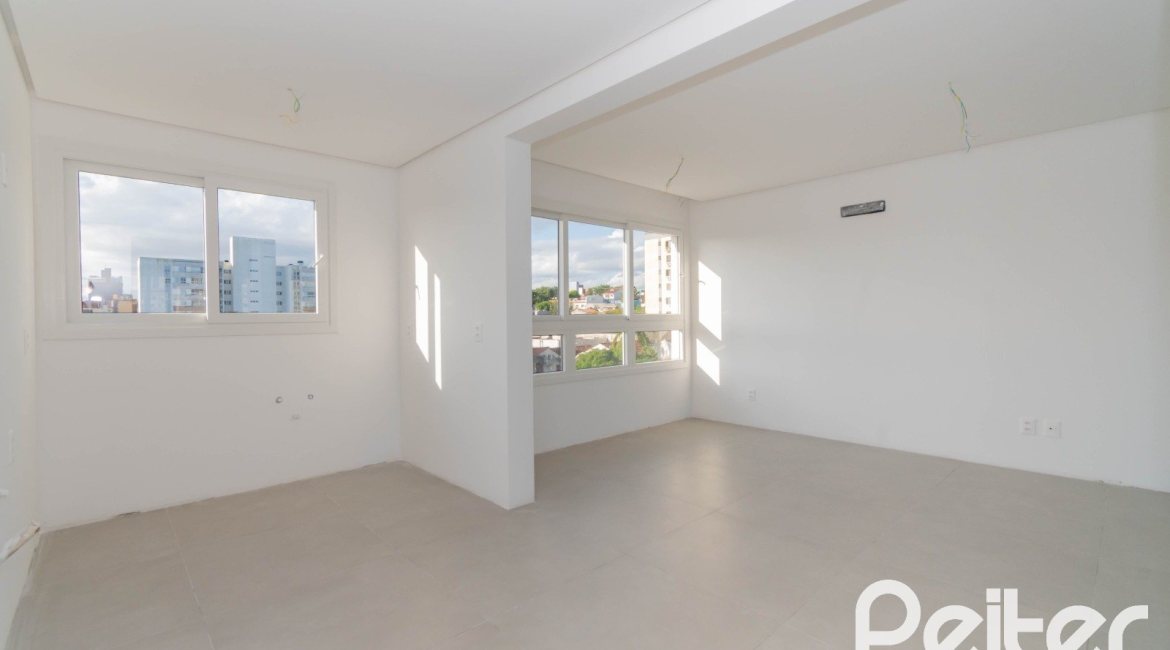 Apartamento à venda com 143m², 3 dormitórios, 1 suíte, 2 vagas, no bairro Tristeza em PORTO ALEGRE