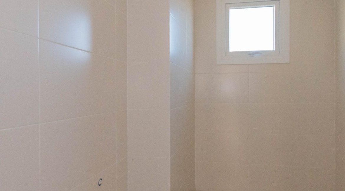 Apartamento à venda com 143m², 3 dormitórios, 1 suíte, 2 vagas, no bairro Tristeza em PORTO ALEGRE