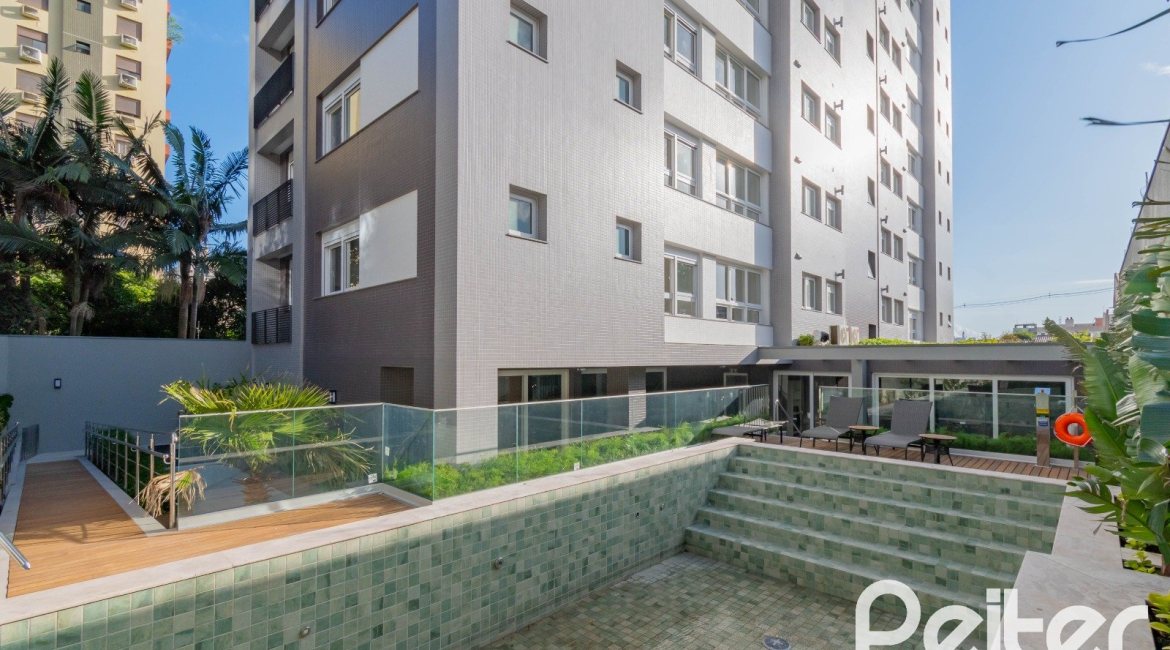 Apartamento à venda com 143m², 3 dormitórios, 1 suíte, 2 vagas, no bairro Tristeza em PORTO ALEGRE