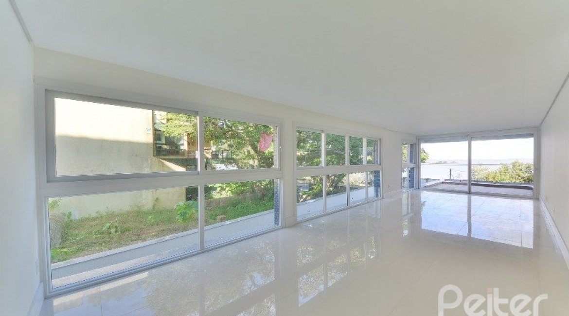 Apartamento à venda com 187m², 3 dormitórios, 3 suítes, 4 vagas, no bairro Vila Assunção em Porto Alegre