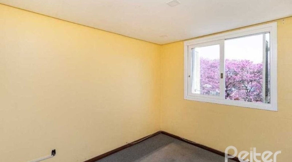 Cobertura à venda com 220m², 2 dormitórios, 1 vaga, no bairro Tristeza em Porto Alegre