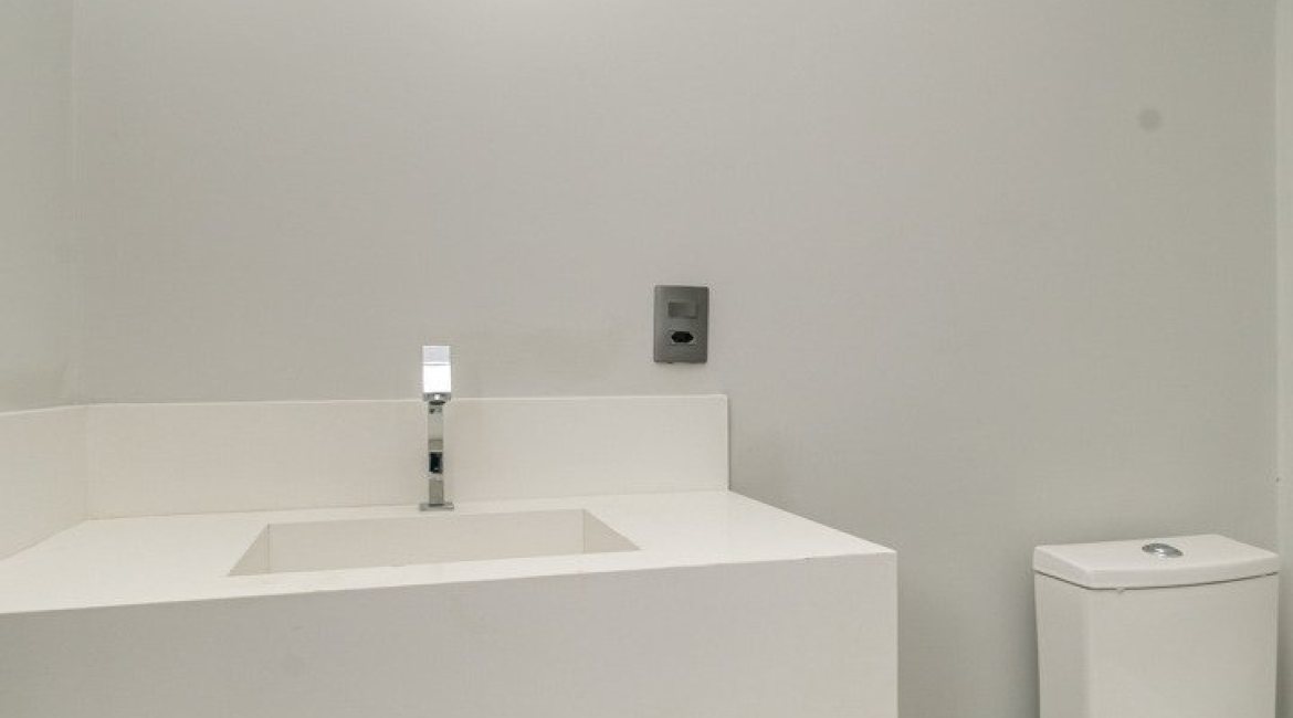 Casa em Condomínio à venda com 176m², 3 dormitórios, 3 suítes, 2 vagas, no bairro Tristeza em Porto Alegre