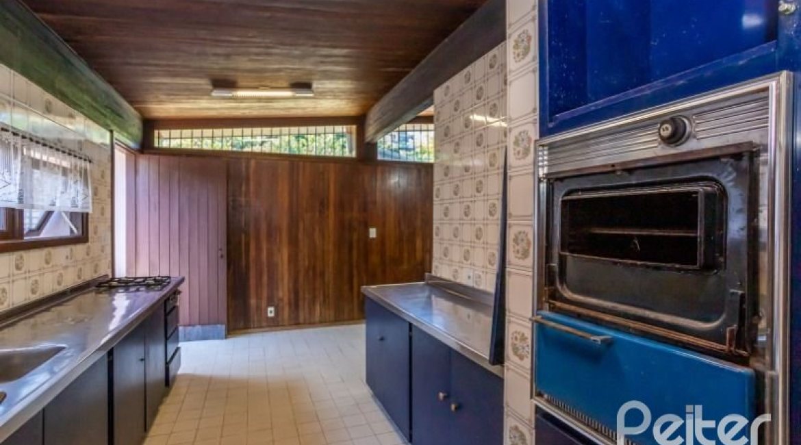  à venda, no bairro  em 