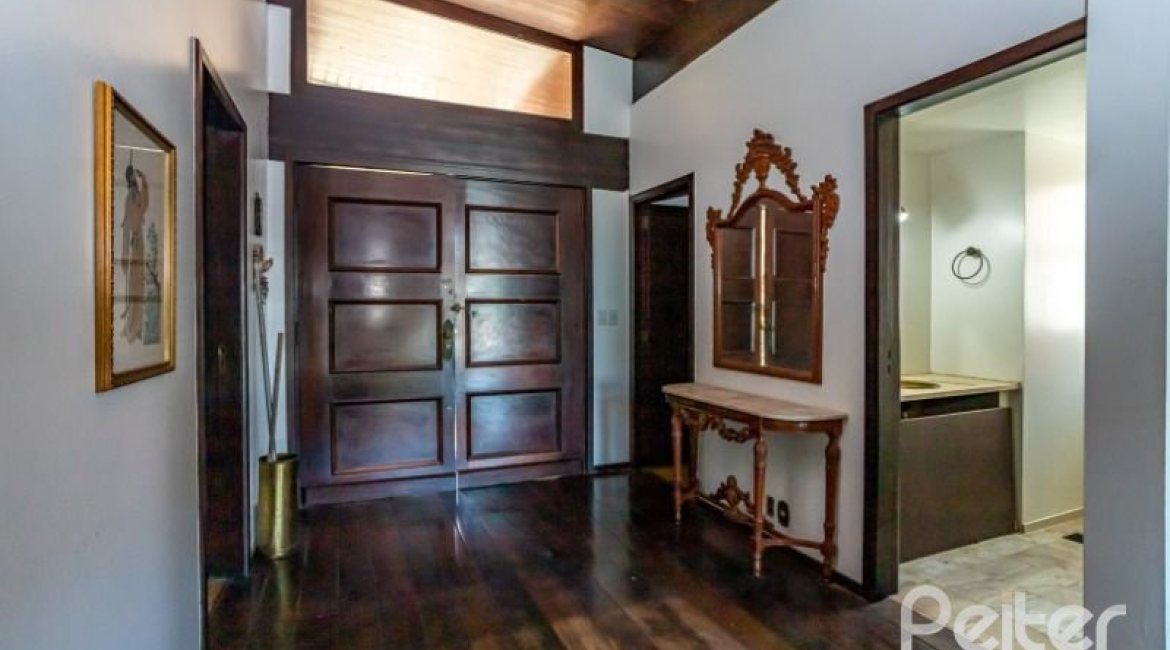  à venda, no bairro  em 