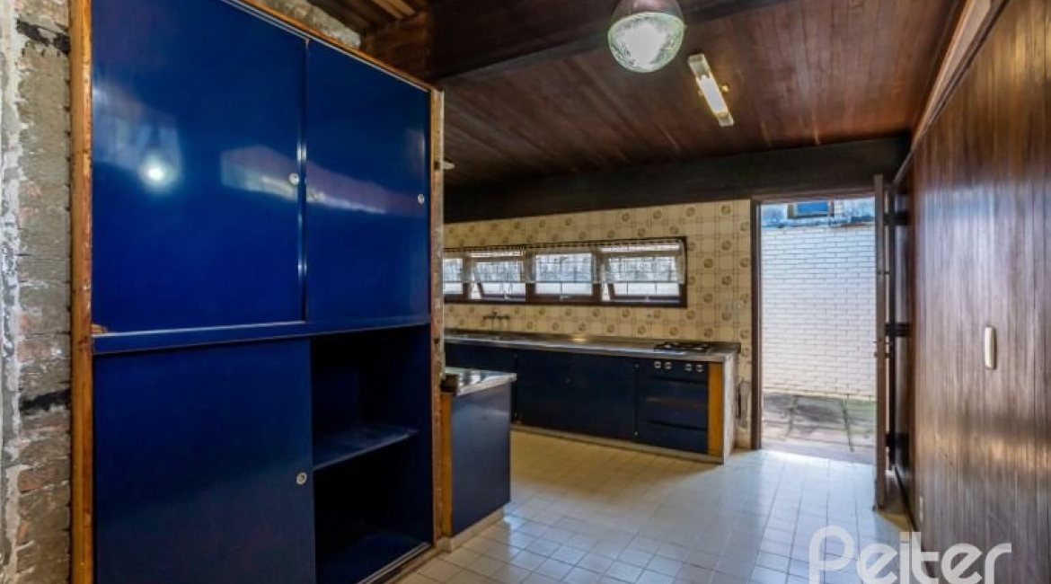  à venda, no bairro  em 