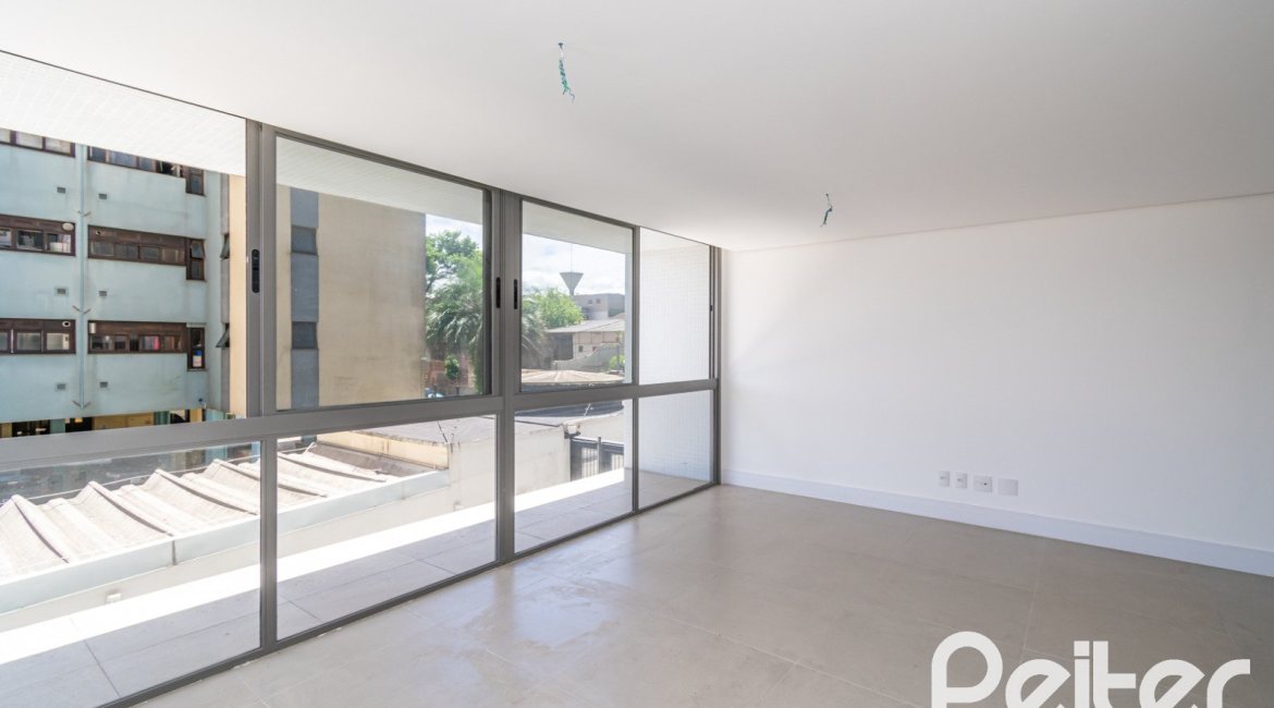 Apartamento à venda com 120m², 3 dormitórios, 1 suíte, 2 vagas, no bairro Tristeza em PORTO ALEGRE