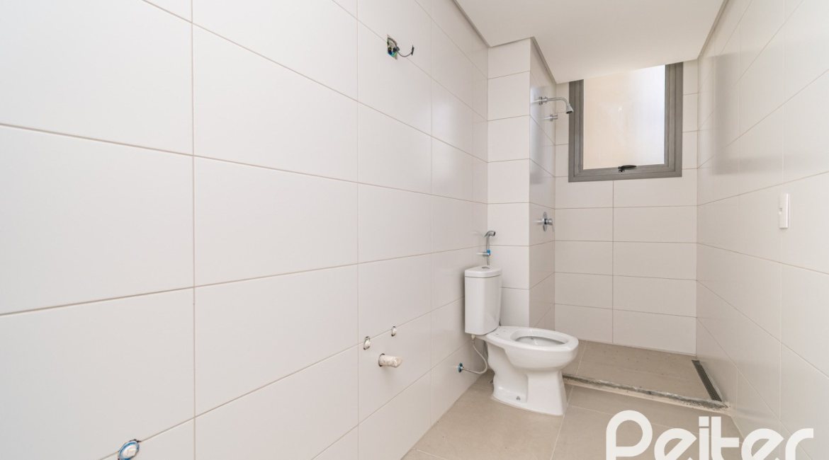 Apartamento à venda com 120m², 3 dormitórios, 1 suíte, 2 vagas, no bairro Tristeza em PORTO ALEGRE