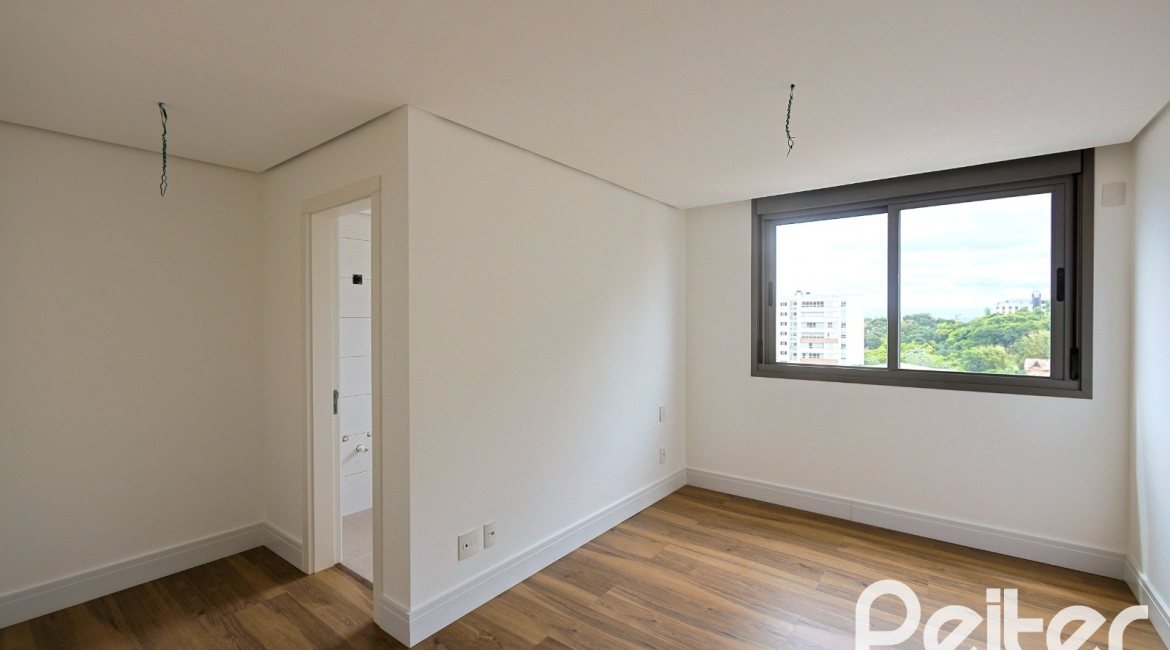 Apartamento à venda com 200m², 3 dormitórios, 3 suítes, 3 vagas, no bairro Tristeza em PORTO ALEGRE
