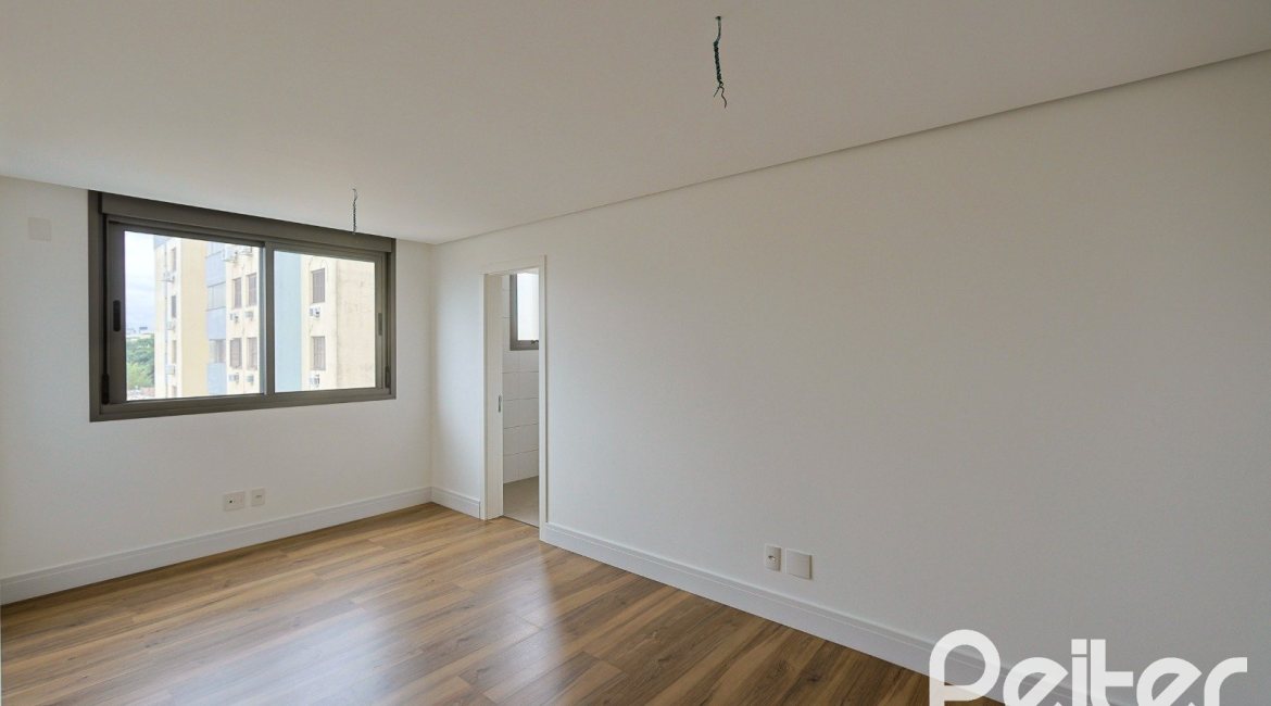 Apartamento à venda com 200m², 3 dormitórios, 3 suítes, 3 vagas, no bairro Tristeza em PORTO ALEGRE