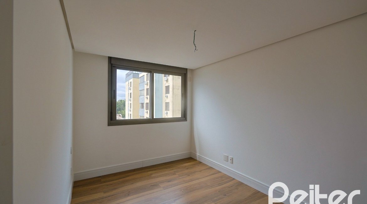 Apartamento à venda com 200m², 3 dormitórios, 3 suítes, 3 vagas, no bairro Tristeza em PORTO ALEGRE