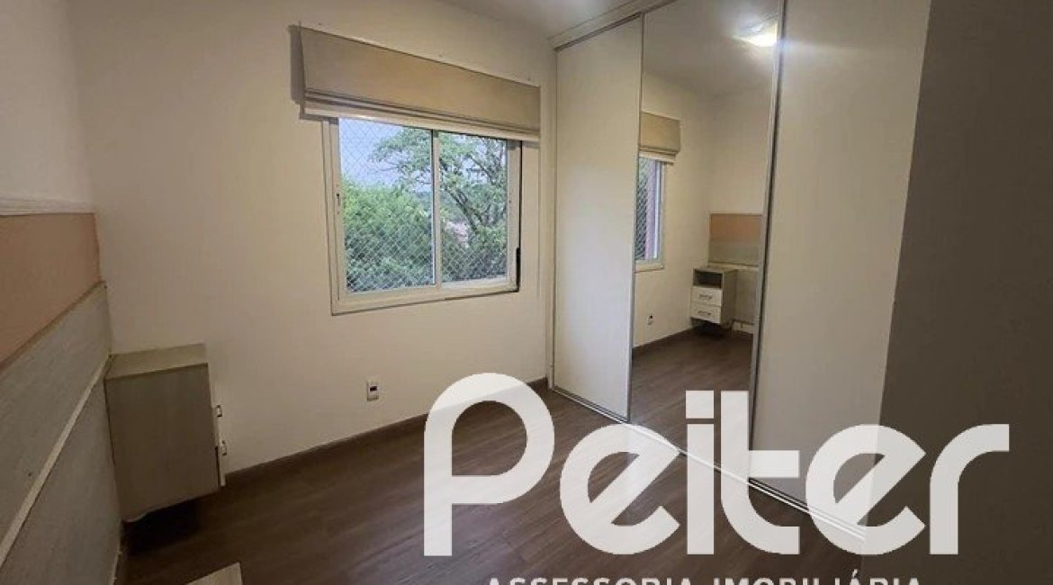 Apartamento à venda com 71m², 3 dormitórios, 1 suíte, 1 vaga, no bairro Cavalhada em PORTO ALEGRE