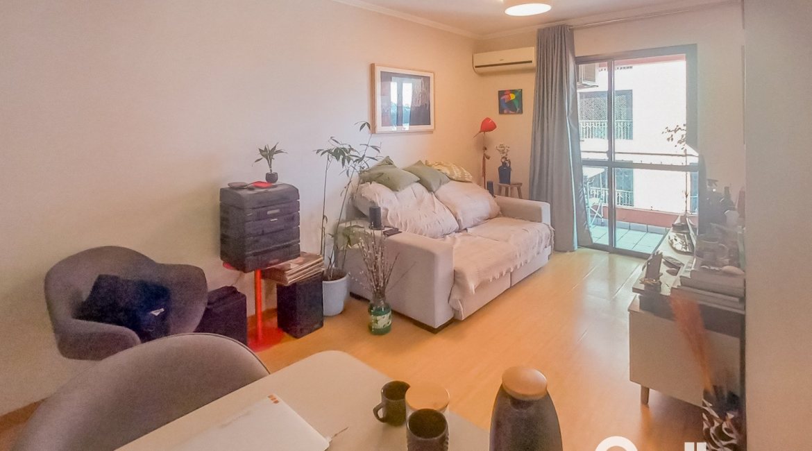 Apartamento à venda com 67m², 3 dormitórios, 1 vaga, no bairro Teresópolis em Porto Alegre