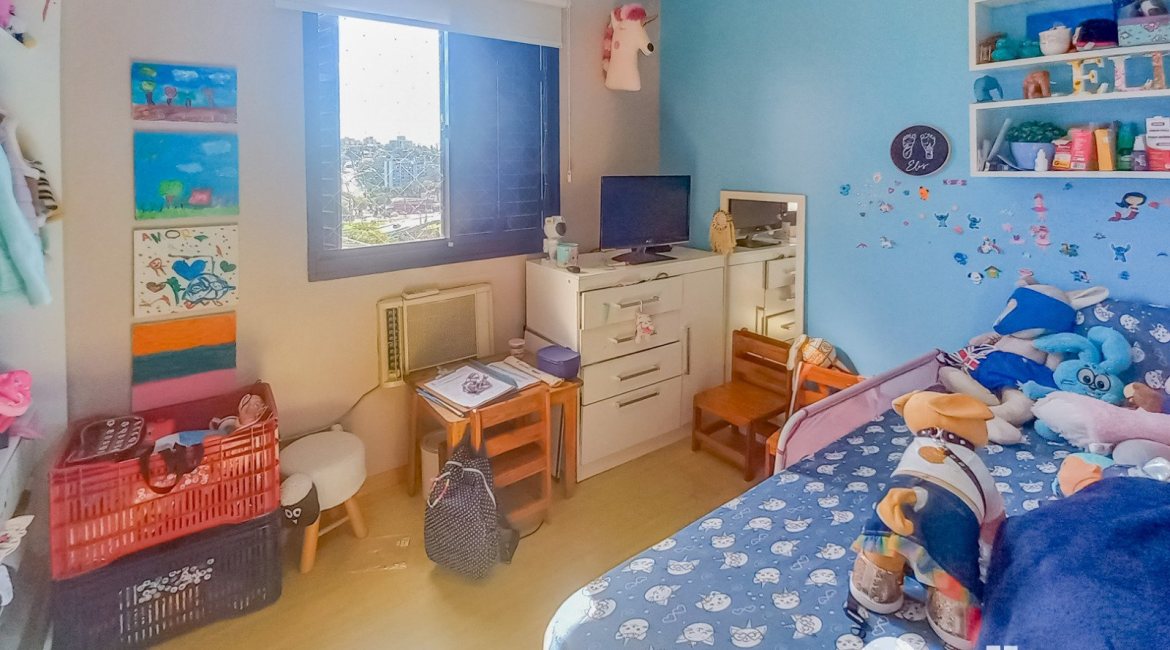 Apartamento à venda com 67m², 3 dormitórios, 1 vaga, no bairro Teresópolis em Porto Alegre