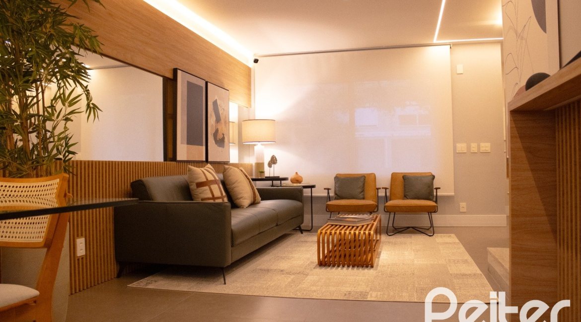 Casa em Condomínio à venda com 191m², 4 dormitórios, 1 suíte, 2 vagas, no bairro Vila Nova em PORTO ALEGRE