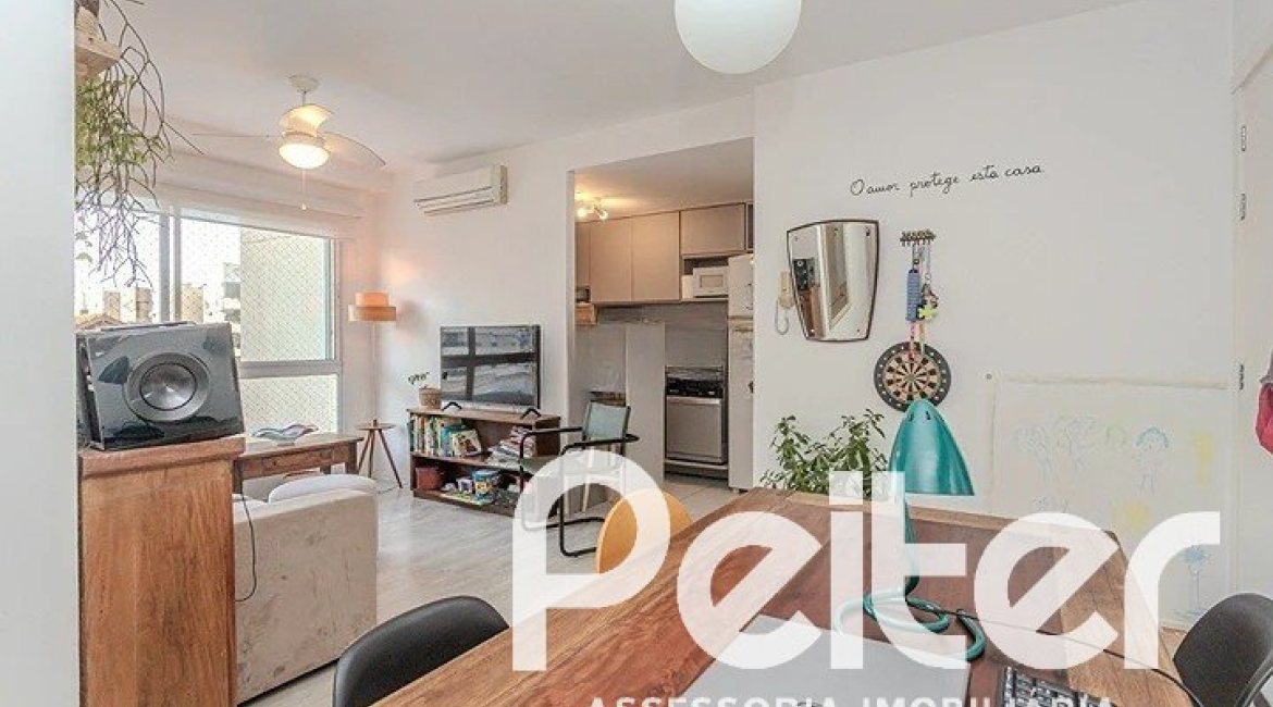 Apartamento à venda com 69m², 2 dormitórios, 1 suíte, 2 vagas, no bairro Tristeza em PORTO ALEGRE