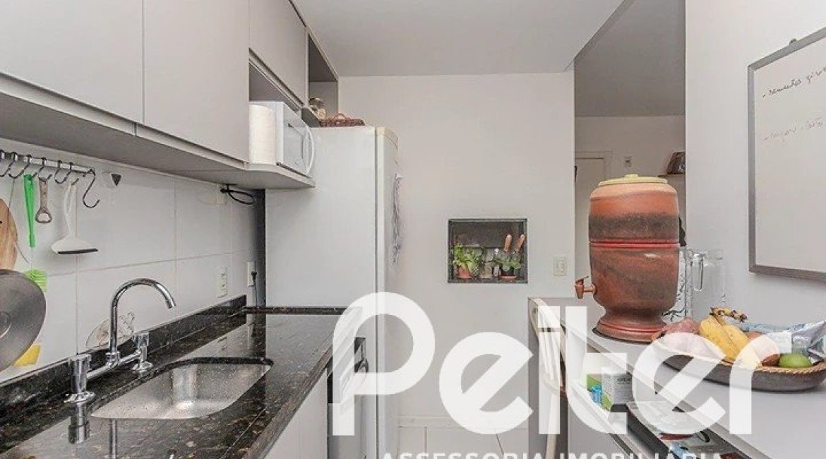 Apartamento à venda com 69m², 2 dormitórios, 1 suíte, 2 vagas, no bairro Tristeza em PORTO ALEGRE