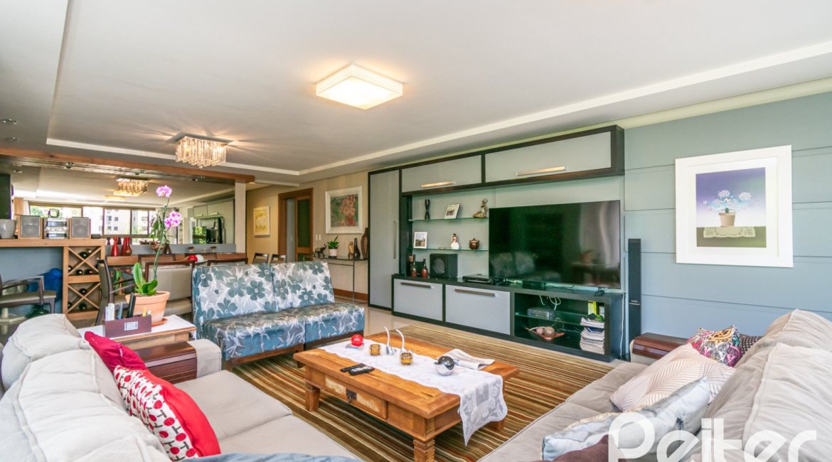 Apartamento à venda com 215m², 3 dormitórios, 3 suítes, 3 vagas, no bairro Tristeza em PORTO ALEGRE
