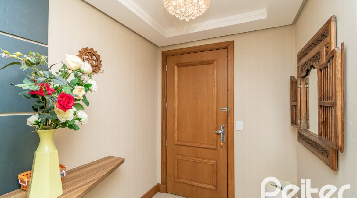 Apartamento à venda com 215m², 3 dormitórios, 3 suítes, 3 vagas, no bairro Tristeza em PORTO ALEGRE