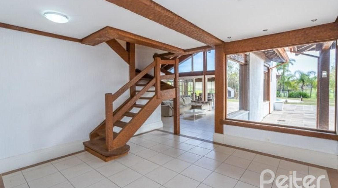 Casa em Condomínio à venda com 348m², 4 dormitórios, 2 suítes, 4 vagas, no bairro Terra Ville em PORTO ALEGRE