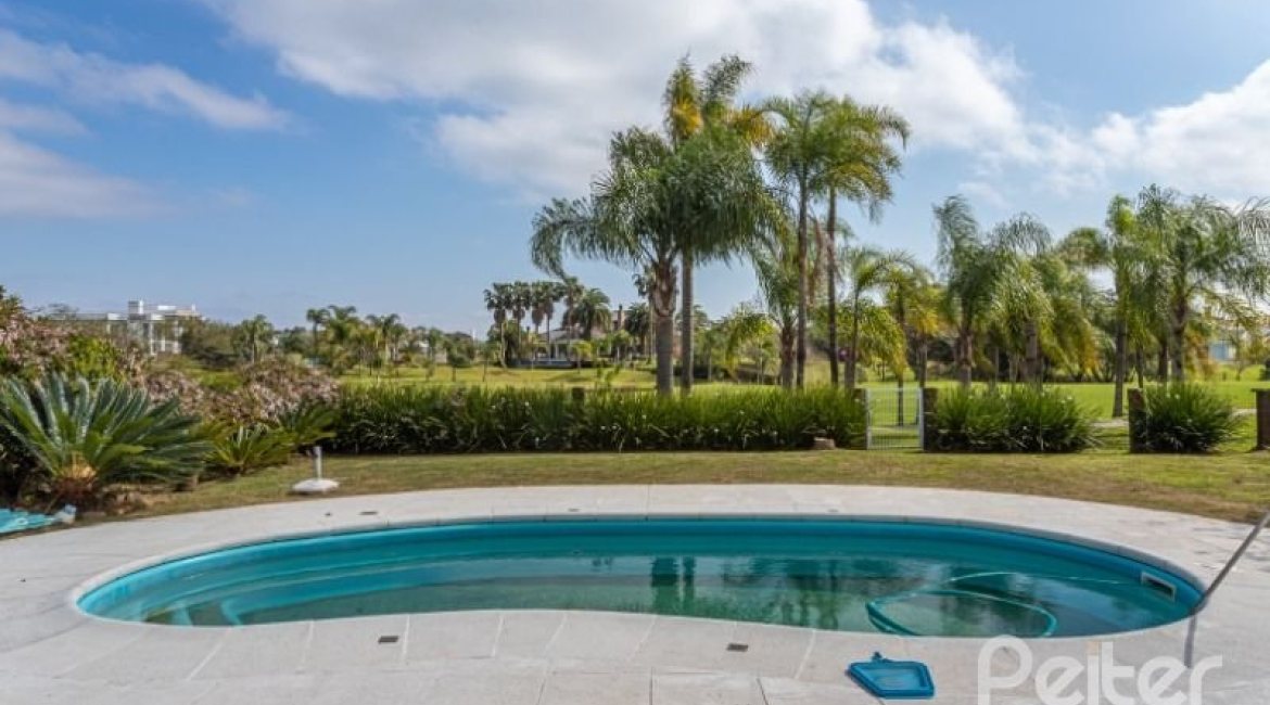 Casa em Condomínio à venda com 348m², 4 dormitórios, 2 suítes, 4 vagas, no bairro Terra Ville em PORTO ALEGRE