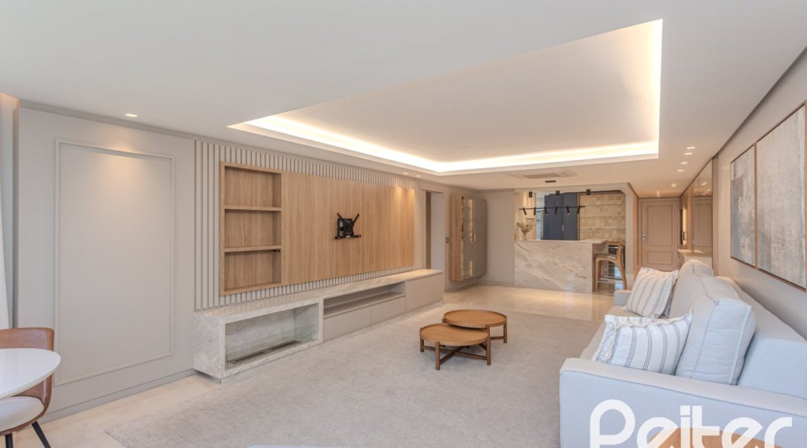 Apartamento à venda com 145m², 3 dormitórios, 1 suíte, 6 vagas, no bairro Tristeza em PORTO ALEGRE