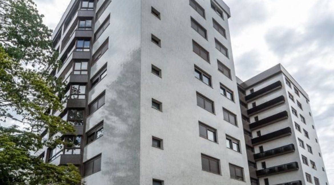 Apartamento à venda com 145m², 3 dormitórios, 1 suíte, 6 vagas, no bairro Tristeza em PORTO ALEGRE