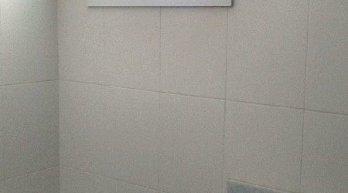 Apartamento à venda com 66m², 2 dormitórios, 1 suíte, 2 vagas, no bairro Cavalhada em Porto Alegre