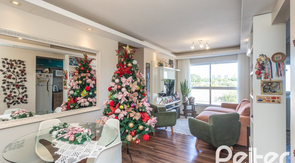 Apartamento à venda com 70m², 3 dormitórios, 1 suíte, 1 vaga, no bairro Cavalhada em PORTO ALEGRE