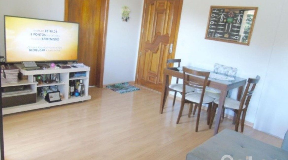 Apartamento à venda com 81m², 2 dormitórios, 1 suíte, 1 vaga, no bairro Cristal em Porto Alegre