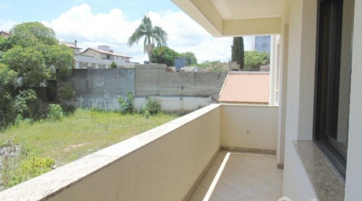 Apartamento à venda com 81m², 2 dormitórios, 1 suíte, 1 vaga, no bairro Cristal em Porto Alegre