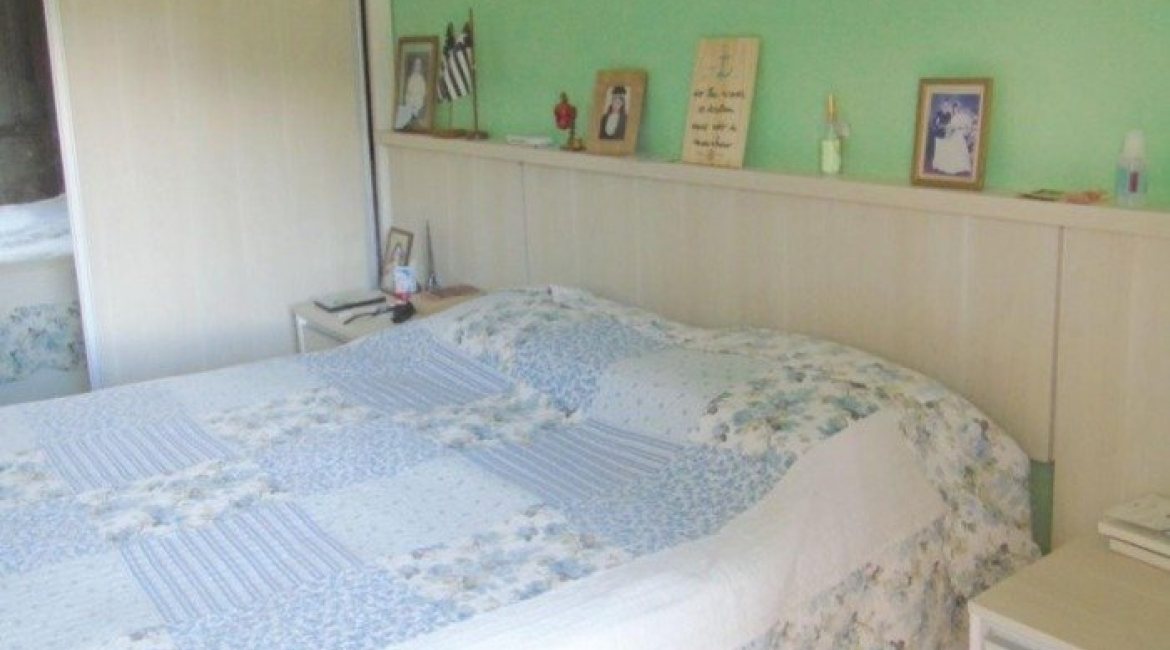 Apartamento à venda com 81m², 2 dormitórios, 1 suíte, 1 vaga, no bairro Cristal em Porto Alegre