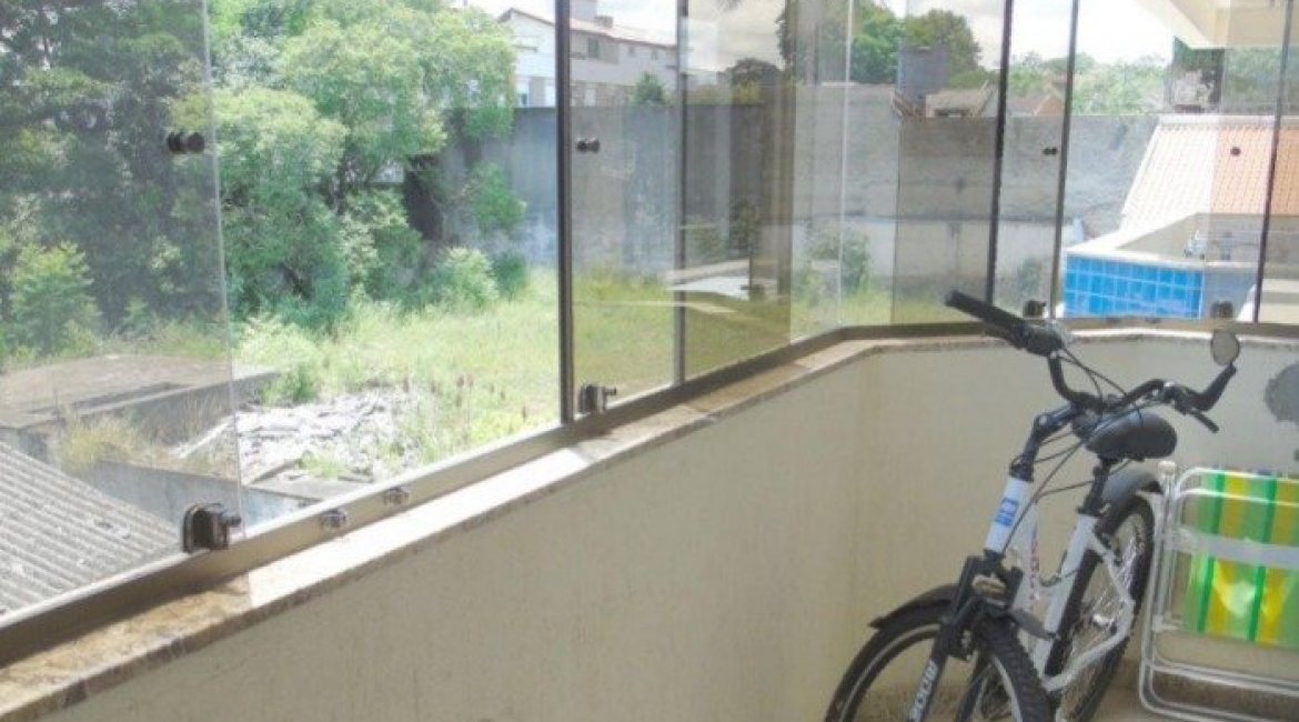 Apartamento à venda com 81m², 2 dormitórios, 1 suíte, 1 vaga, no bairro Cristal em Porto Alegre