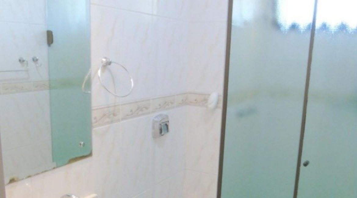 Apartamento à venda com 81m², 2 dormitórios, 1 suíte, 1 vaga, no bairro Cristal em Porto Alegre