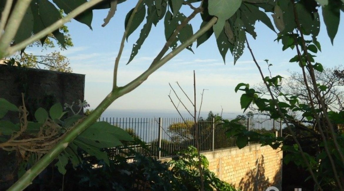 Terreno à venda, no bairro Sétimo Céu em Porto Alegre